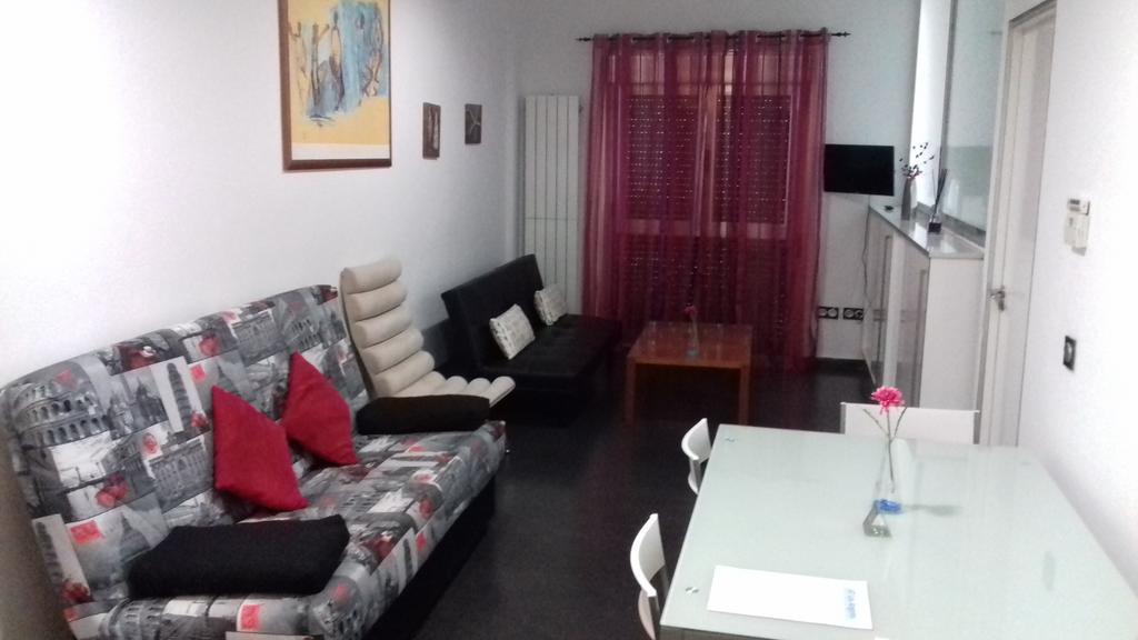 Apartamentos Turisticos Los Angeles Alcázar de San Juan Eksteriør billede