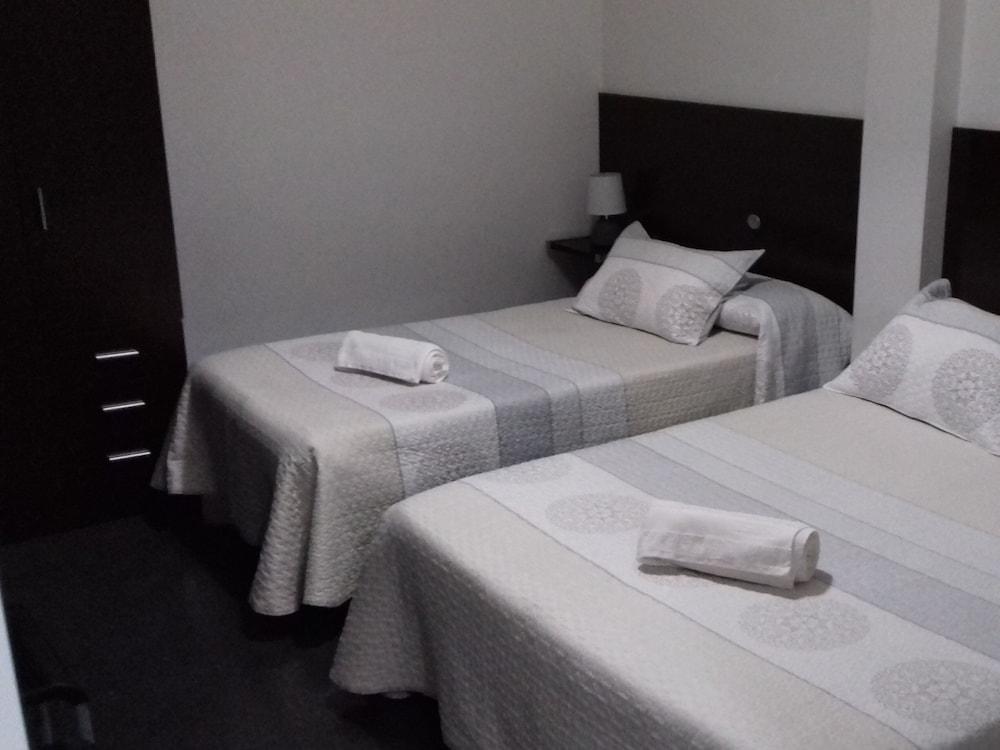 Apartamentos Turisticos Los Angeles Alcázar de San Juan Eksteriør billede